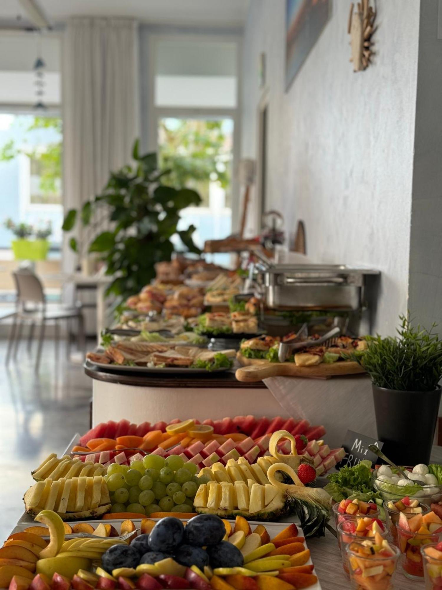 Beach Hotel Clerice Rimini Exterior photo
